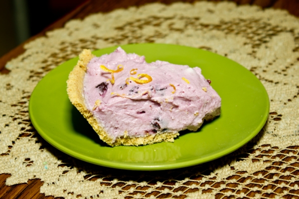 Blueberry lemon cream pie